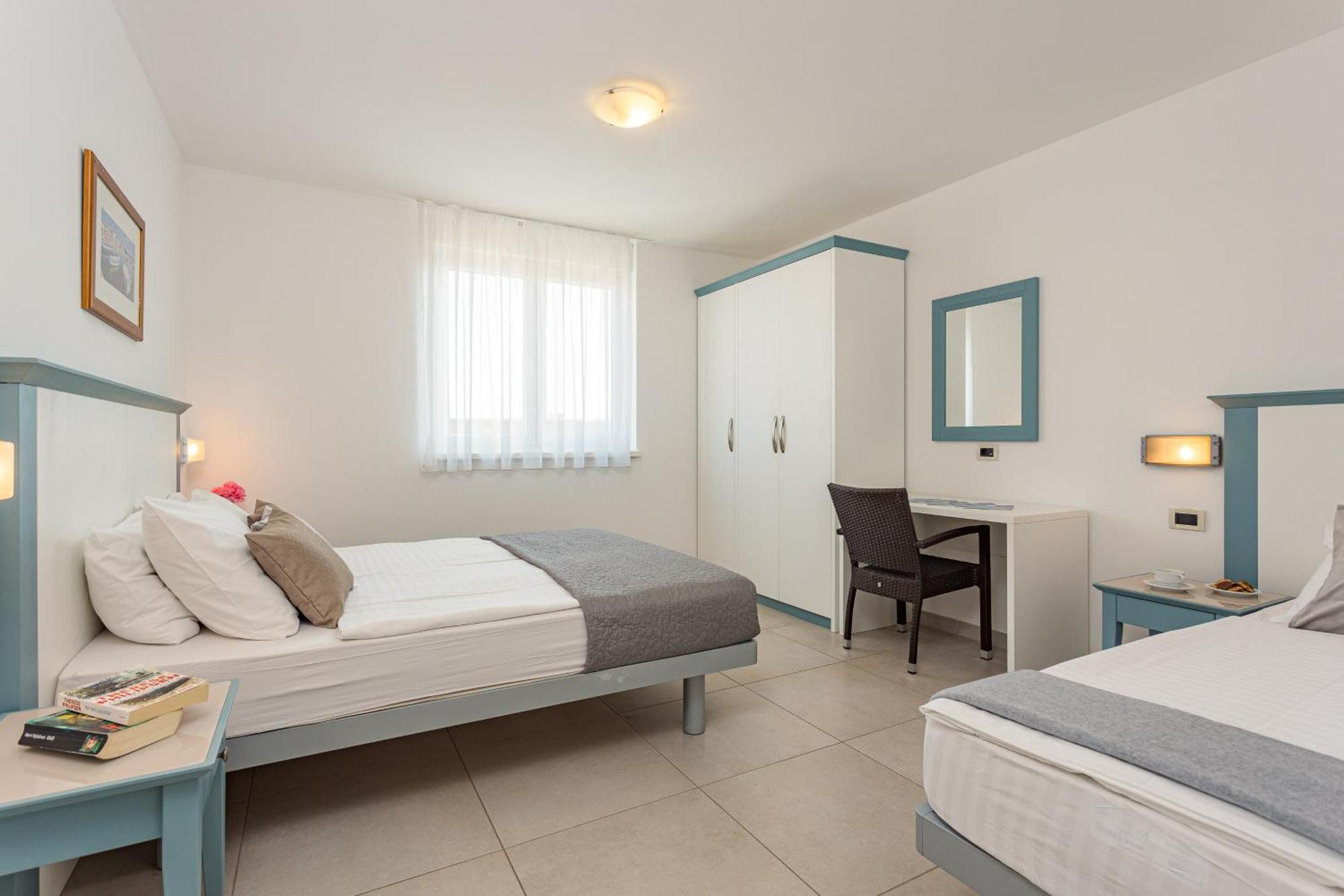 Residence Superior Del Mar Banjole Habitación foto