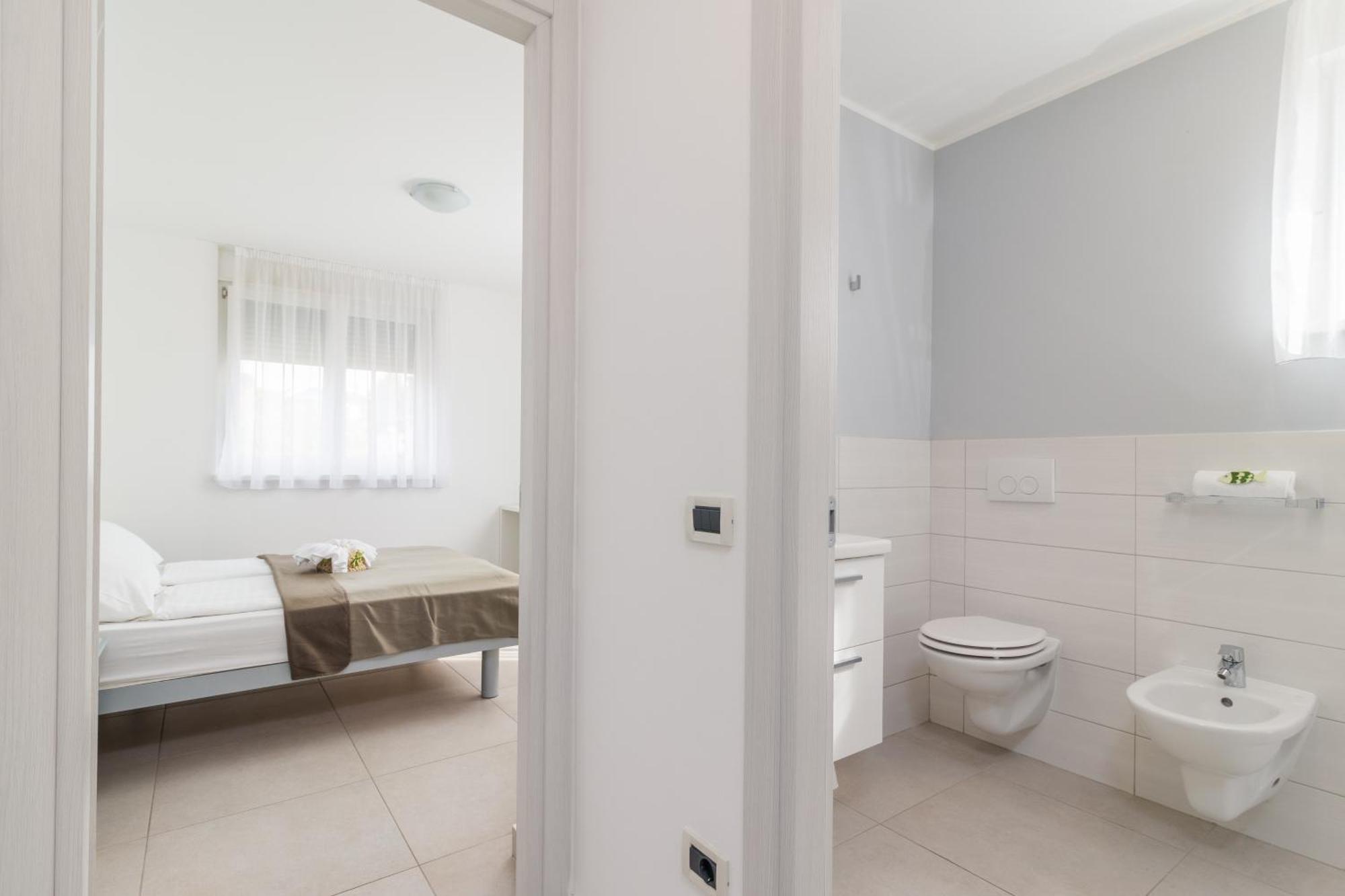 Residence Superior Del Mar Banjole Habitación foto